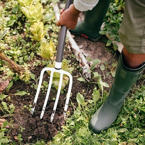 Вилы садовые Fiskars White