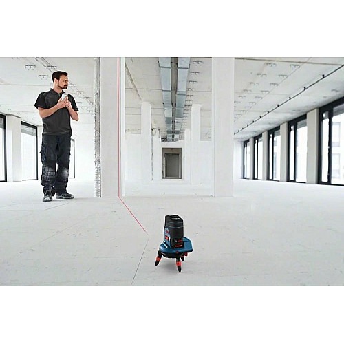Нивелир лазерный Bosch GCL2-50C+RM2 до 20м, ±0.3мм/м, 4AAx1.5В, IP54, чехол, мишень, кейс, 0.6кг