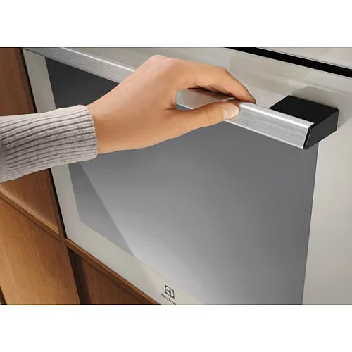 Духова шафа Electrolux електрична, 72л, A+, дисплей, конвекція, телескопічні напрямні, шампань
